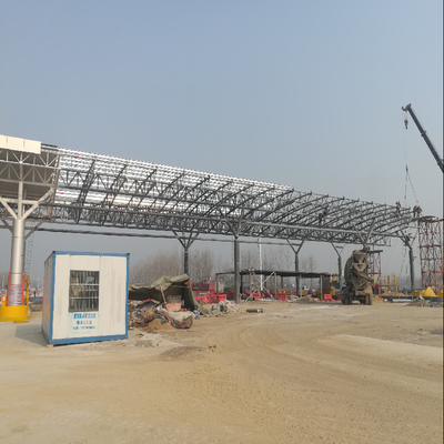Q235B Toll Plaza Xây dựng Canopy Uốn uốn Lắp đặt Quilk mạ kẽm