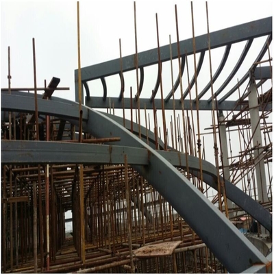Khung không gian bằng thép Q235 đúc sẵn 820mm Tòa nhà kết cấu thép mái