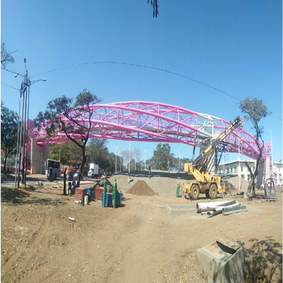 Khung giàn không gian đa dốc Giàn ống thép hàn 110m Xám