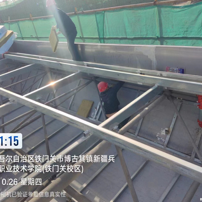 Sản xuất Khả năng uốn cong lớn Thép Truss cấu trúc thiết kế nhẹ