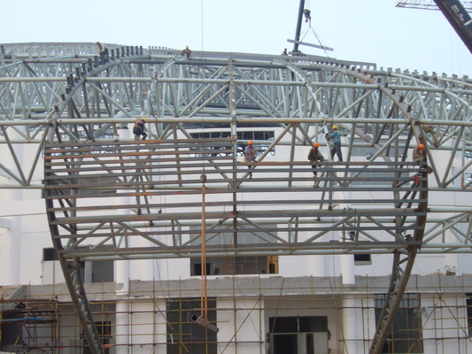 Thép mái truss cho Trung tâm Thương mại hàng hóa Phòng chờ Giải pháp thiết kế thanh lịch và chức năng